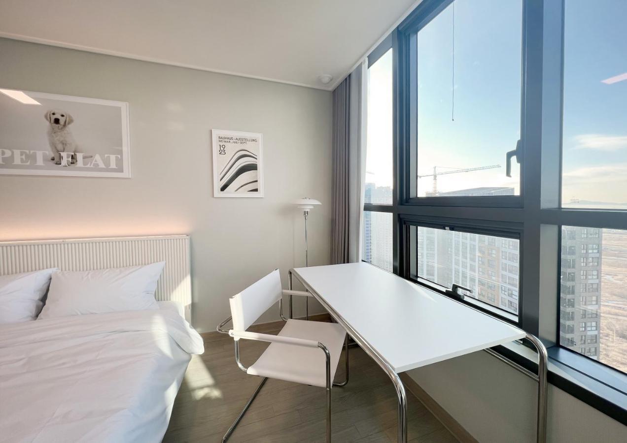 Uh Flat The Songdo Apartment Incheon Bagian luar foto