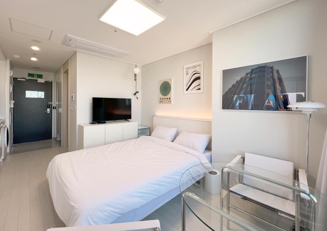 Uh Flat The Songdo Apartment Incheon Bagian luar foto