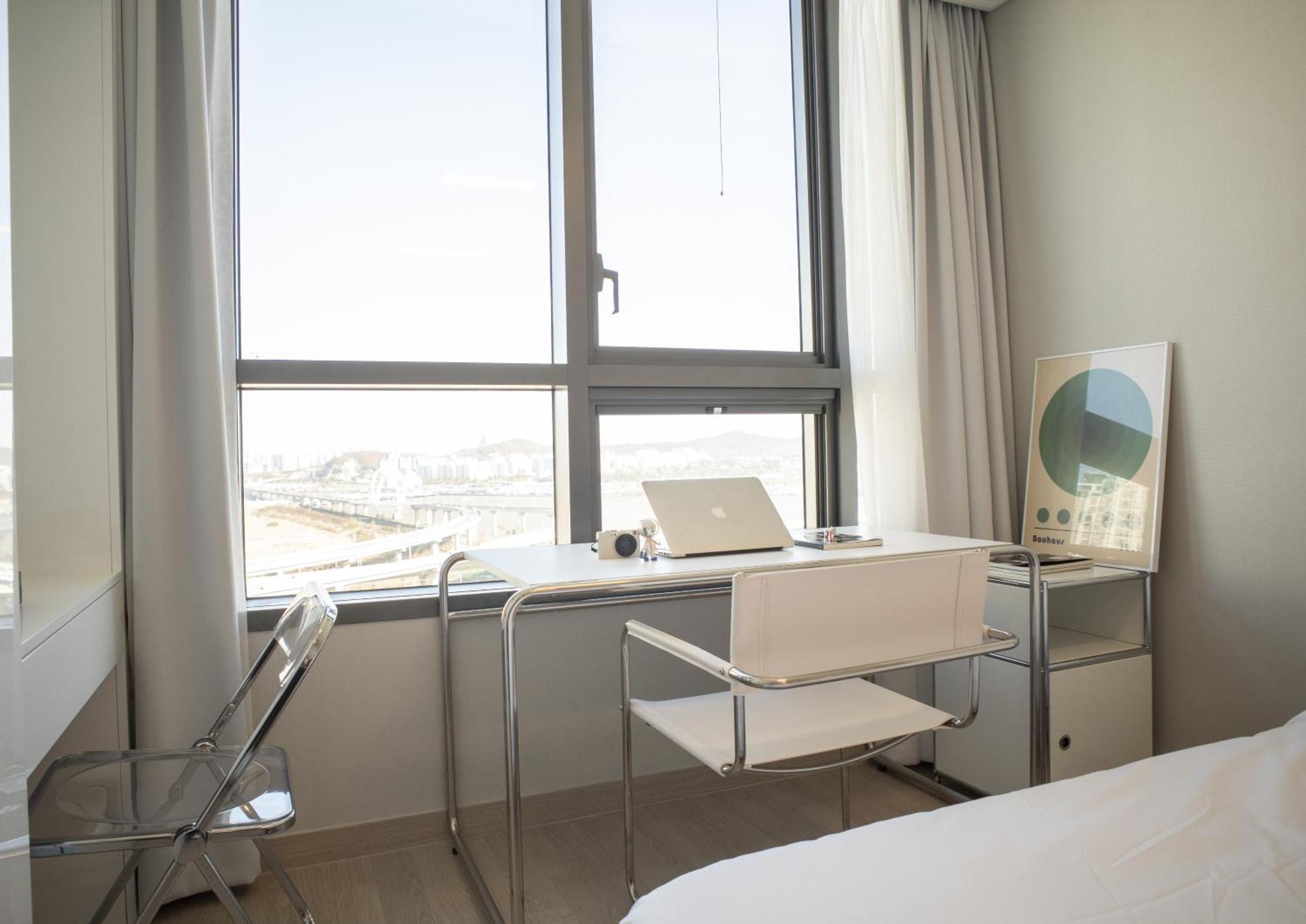 Uh Flat The Songdo Apartment Incheon Bagian luar foto
